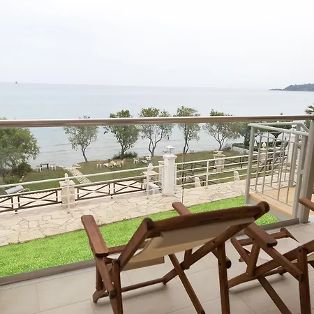 Laura House Apartman Alikész