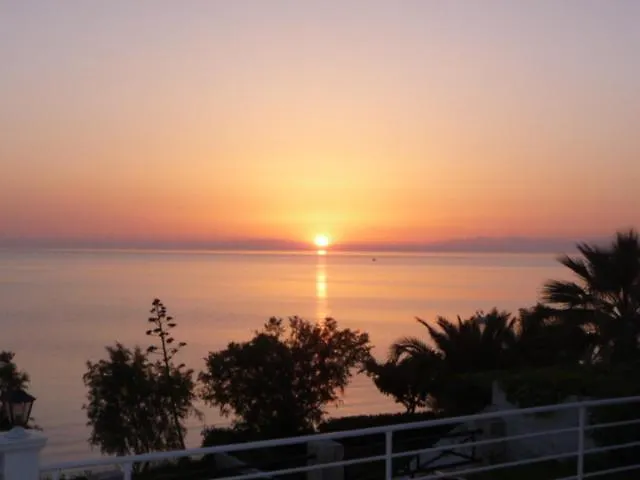 Laura House Alykes (Zakynthos)