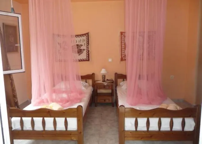 Laura House Alykes (Zakynthos)