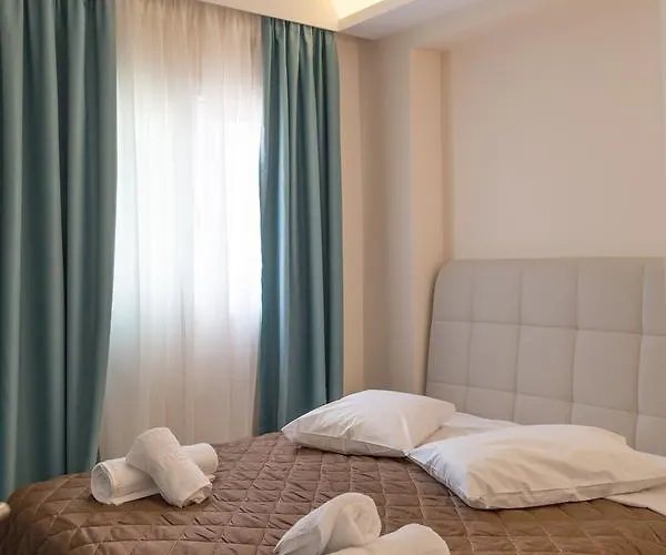 Laura House * Alykes (Zakynthos)