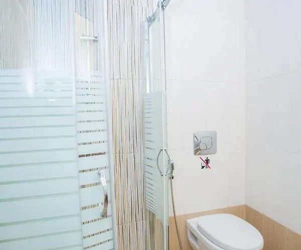 Laura House * Alykes (Zakynthos)