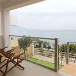 Laura House